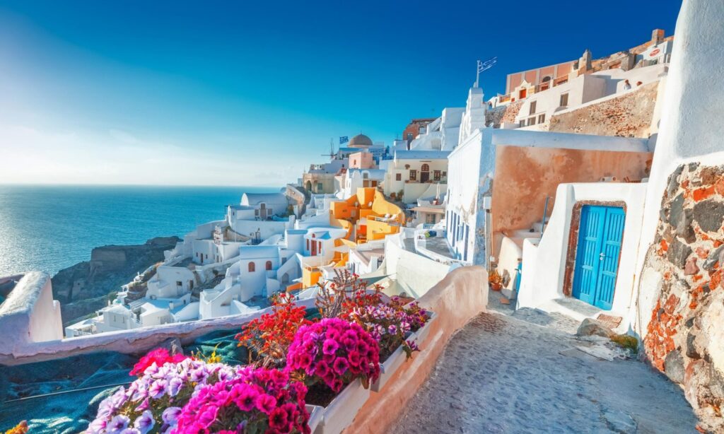weed in Santorini